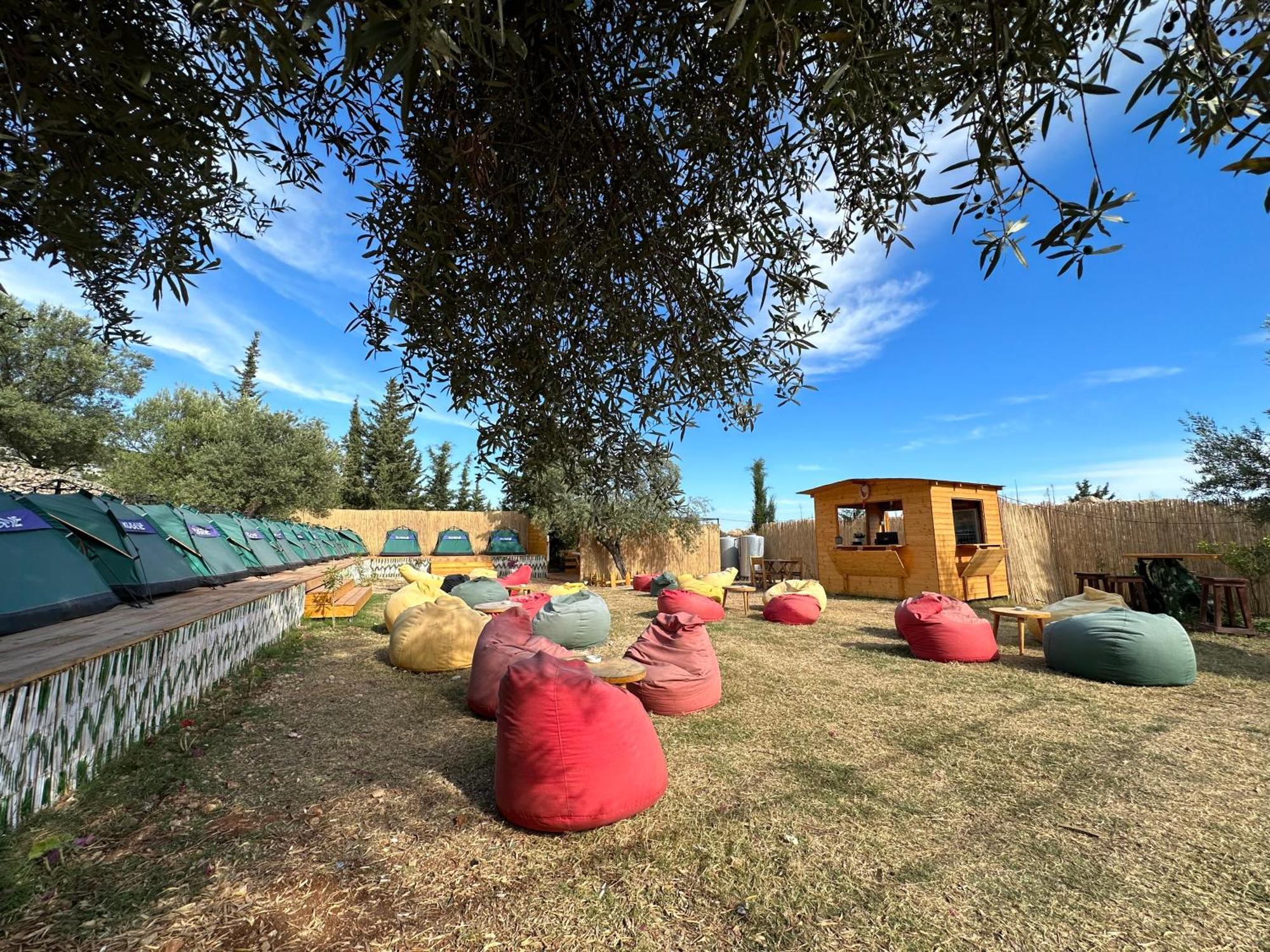 Alt Camping Hotel Dhermi Exterior photo