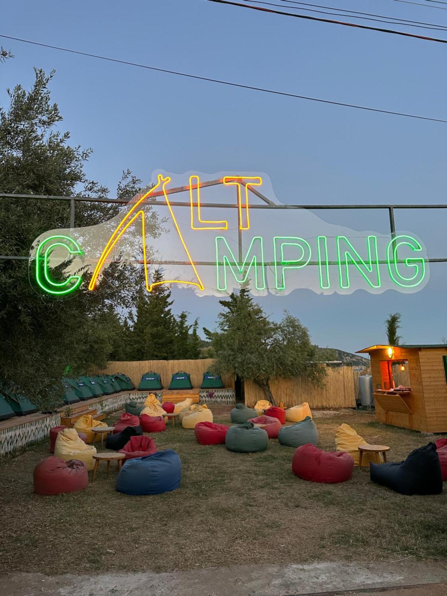 Alt Camping Hotel Dhermi Exterior photo